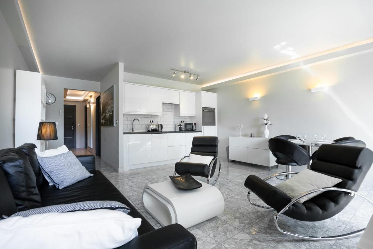 2-Bedroom Apartment Pointe Croisette Peaceful Walk To The Beach カンヌ エクステリア 写真