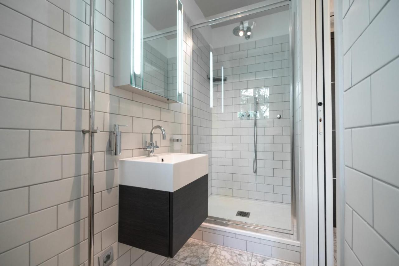 2-Bedroom Apartment Pointe Croisette Peaceful Walk To The Beach カンヌ エクステリア 写真
